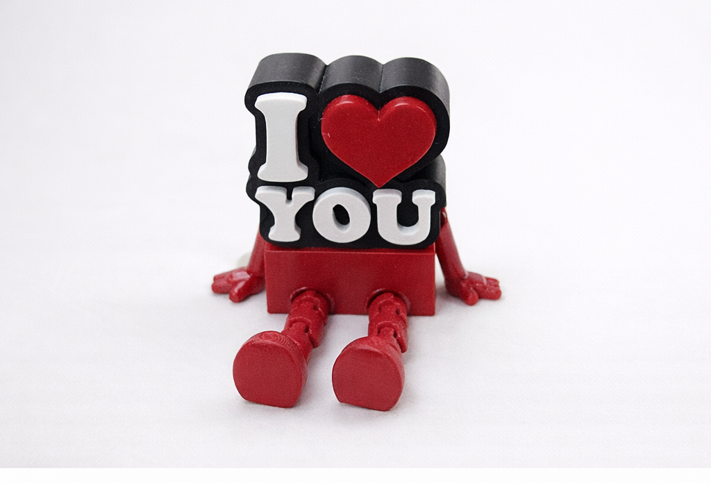 I Love You sitting figure as a Mother's Day 3D printed gift idea